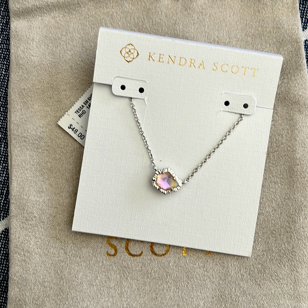 NWT Kendra Scott Iridescent Abalone Tessa pendant